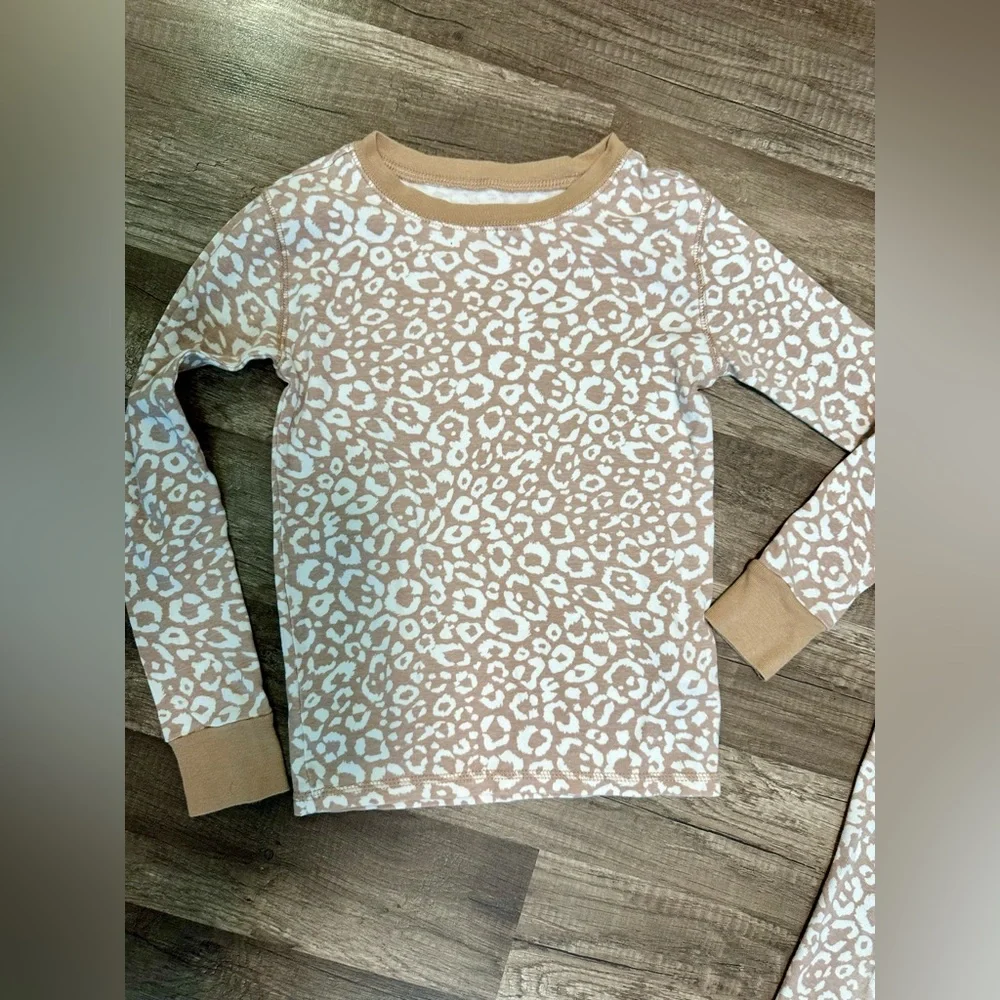 Old Navy Kids Pajama Set -‎ Tan and White Leopard Print